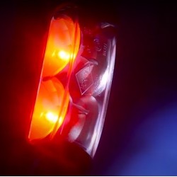 Feu de gabarit LED blanc-rouge, support